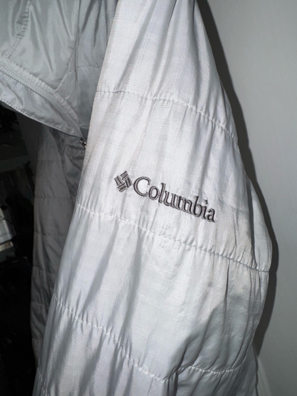 Columbia Women's White Quilted Packable Puffer Jacket Large - Picture 4 of 4